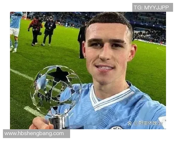 7号绿色球衣足球明星的传奇故事与辉煌成就探索